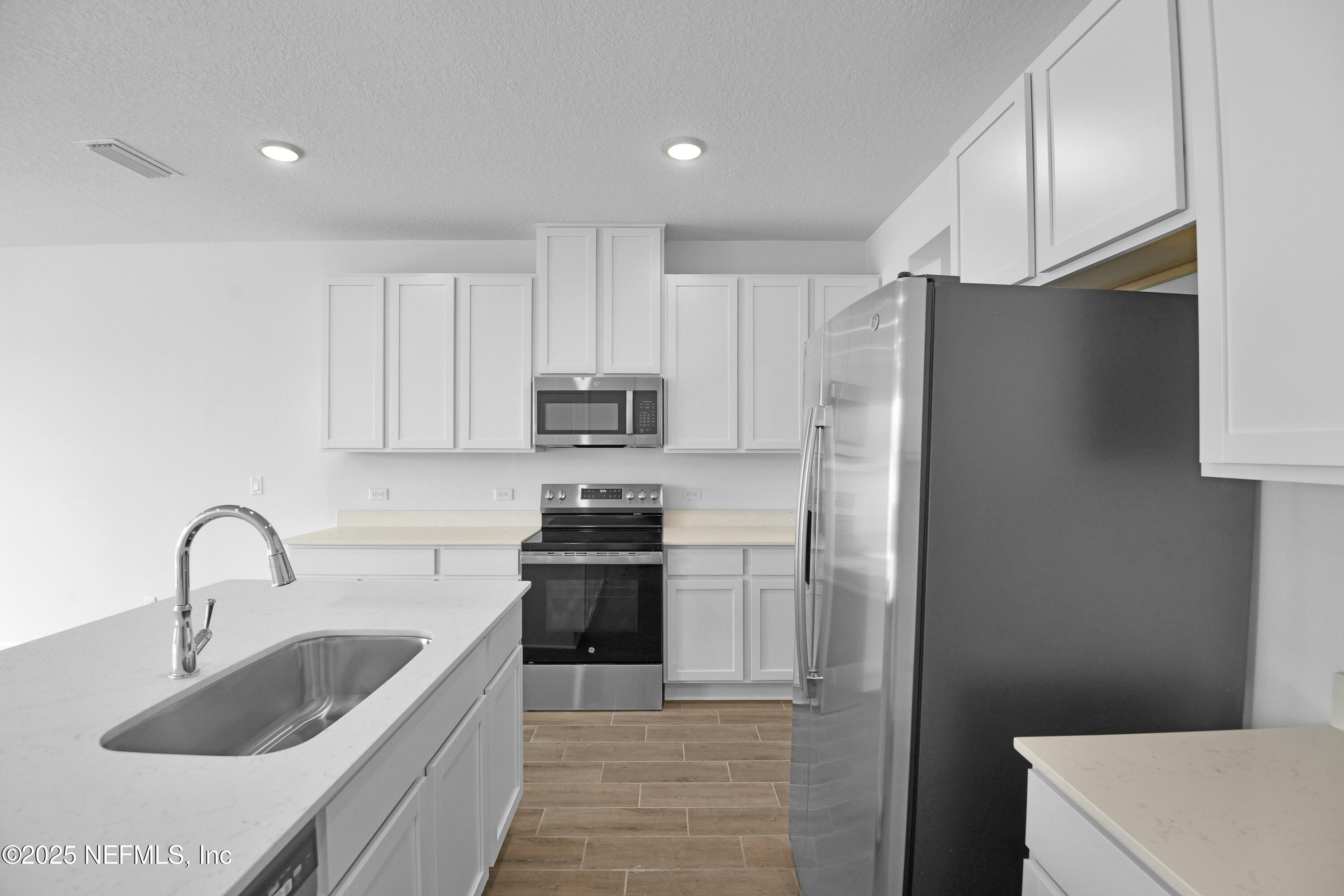 6834 Rhapsody Road Jacksonville, FL 32244 - Photo 5 of 21 6834 Rhapsody Rd-5