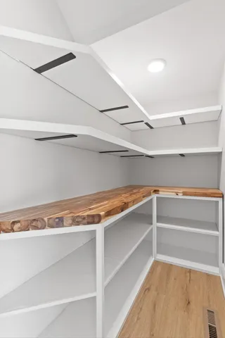 $520,000 | 8629 Woodbury Acre Court, Harrison, TN 37341