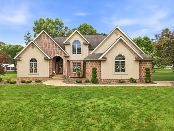$660,000 | 982 Lexington Drive, Hermitage, PA 16148