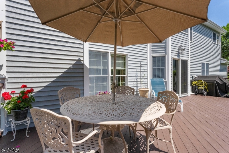 10 Barnstable Road Berkeley Heights, NJ 07922 - Photo 44 of 47