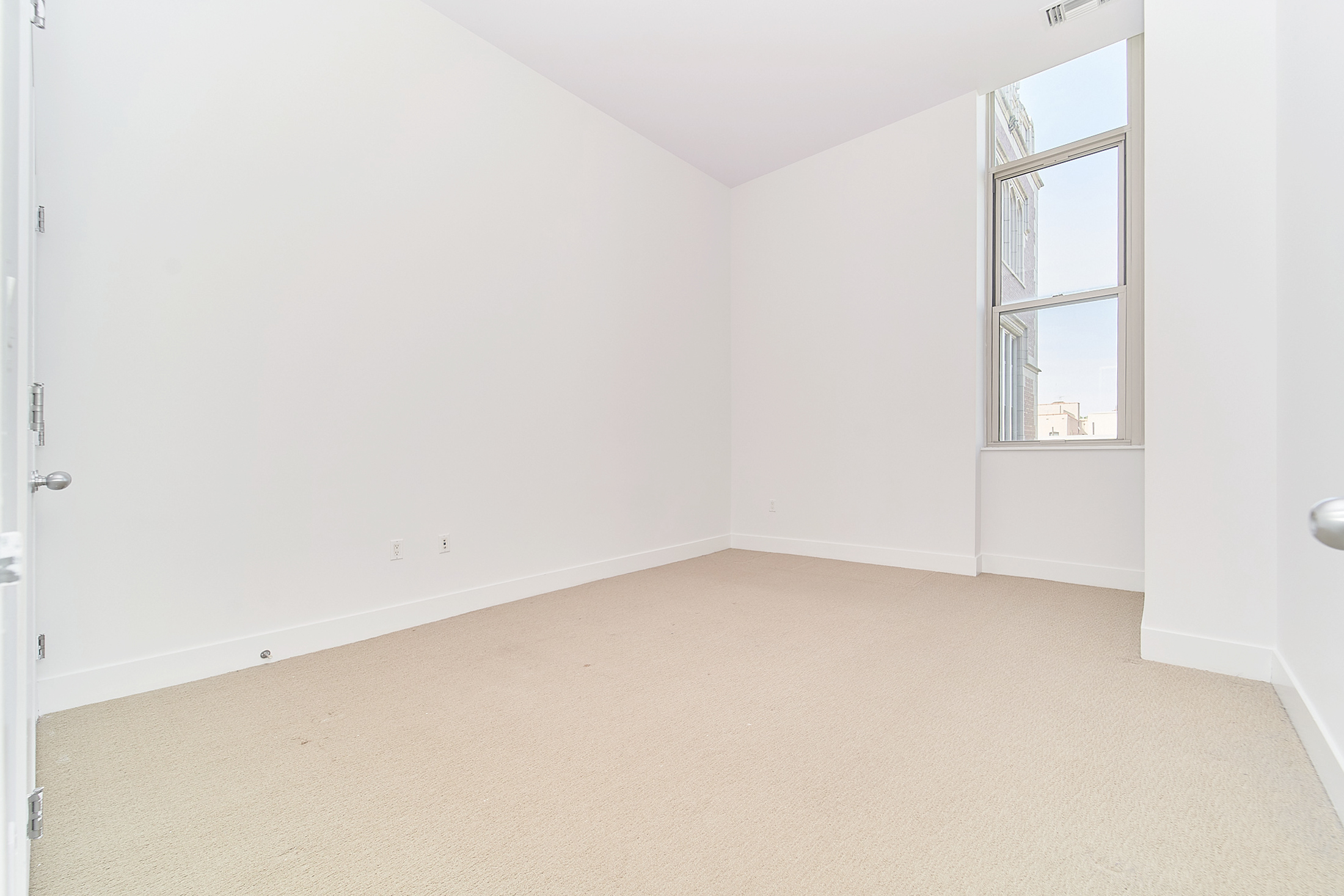 220 West 148th Street, Unit 4A Manhattan, NY 10039 - Photo 8 of 17