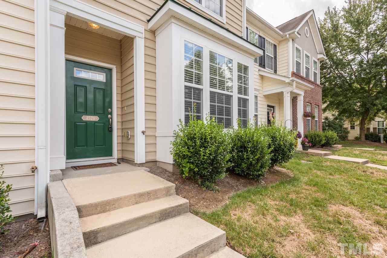 4528 Sugarbend Way Raleigh, NC 27606 - Photo 3 of 22 Gallery Image 3