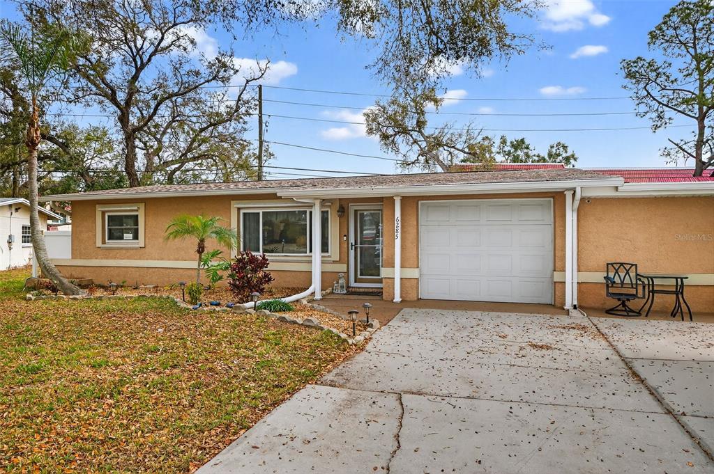6285 101st Way North Seminole, FL 33772 - Photo 2 of 17