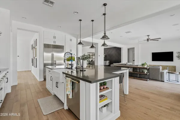 $1,730,000 | 2562 East Clark Drive, Gilbert, AZ 85297