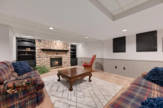 $947,500 | 19775 Trilby Court, Brookfield, WI 53045