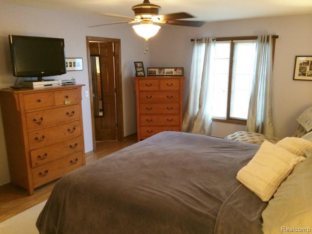 3138 Summit Ridge Drive Rochester, MI 48306 - Photo 51 of 76 IMG_8269.jpg