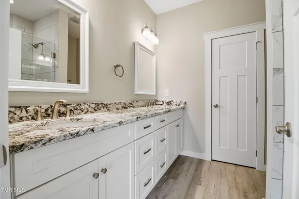 $429,900 | 225 Dry Kiln Court, Johnson City, TN 37615