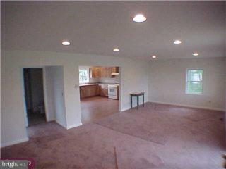 117 Paulson Road Wrightstown, NJ 08562 - Photo 3 of 6 Gallery Image 3