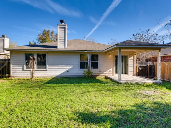 $1,750 | 200 Buttercup Street, Kyle, TX 78640