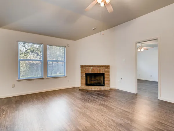 $1,750 | 200 Buttercup Street, Kyle, TX 78640