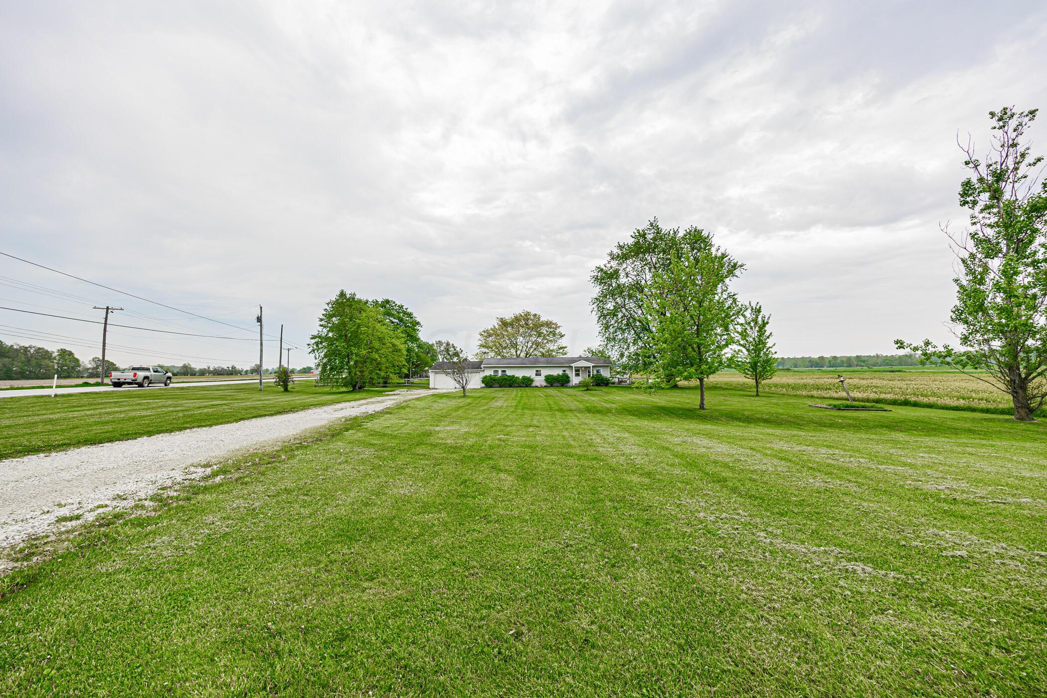 12913 Fladt Road Marysville, OH 43040 - Photo 3 of 73 Driveway from road to home