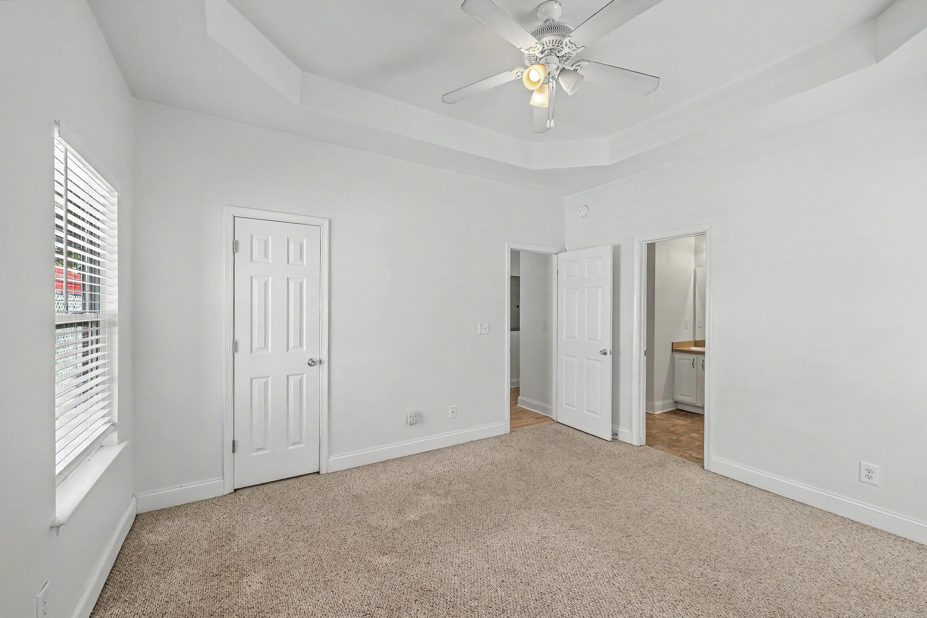 1761 Kenwood Road Manning, SC 29102 - Photo 20 of 37 ZYN_6427_28_29_30_31_32_33