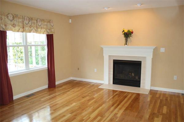 7 Mary Jane Road Franklin, MA 02038 - Photo 5 of 30 Gallery Image 5