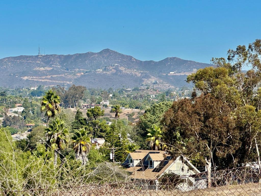 880 Crest View Road Vista, CA 92081 - Photo 22 of 55