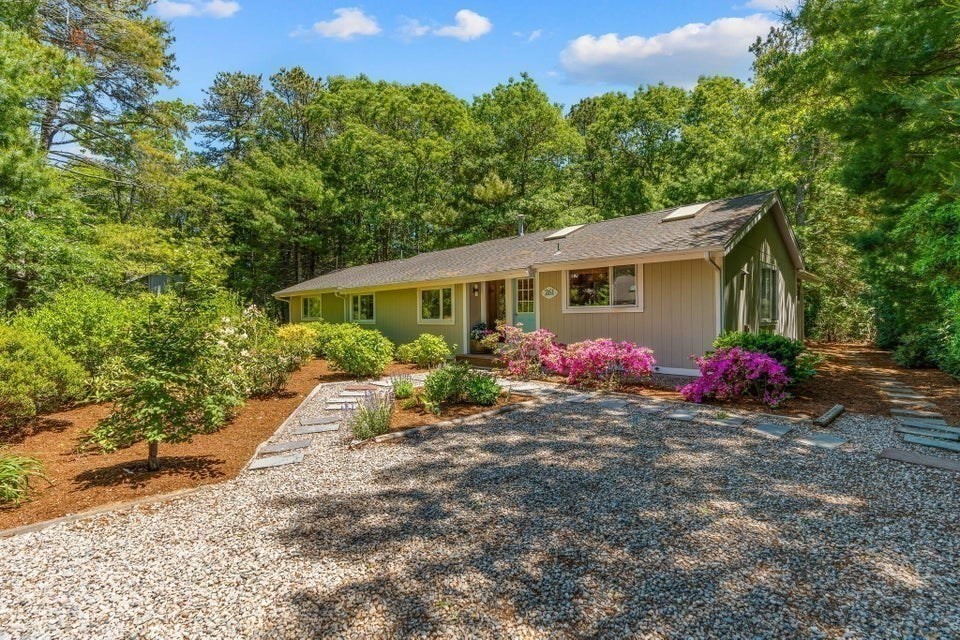 261 Fells Pond Road Mashpee, MA 02649 - Photo 2 of 42 Gallery Image 2