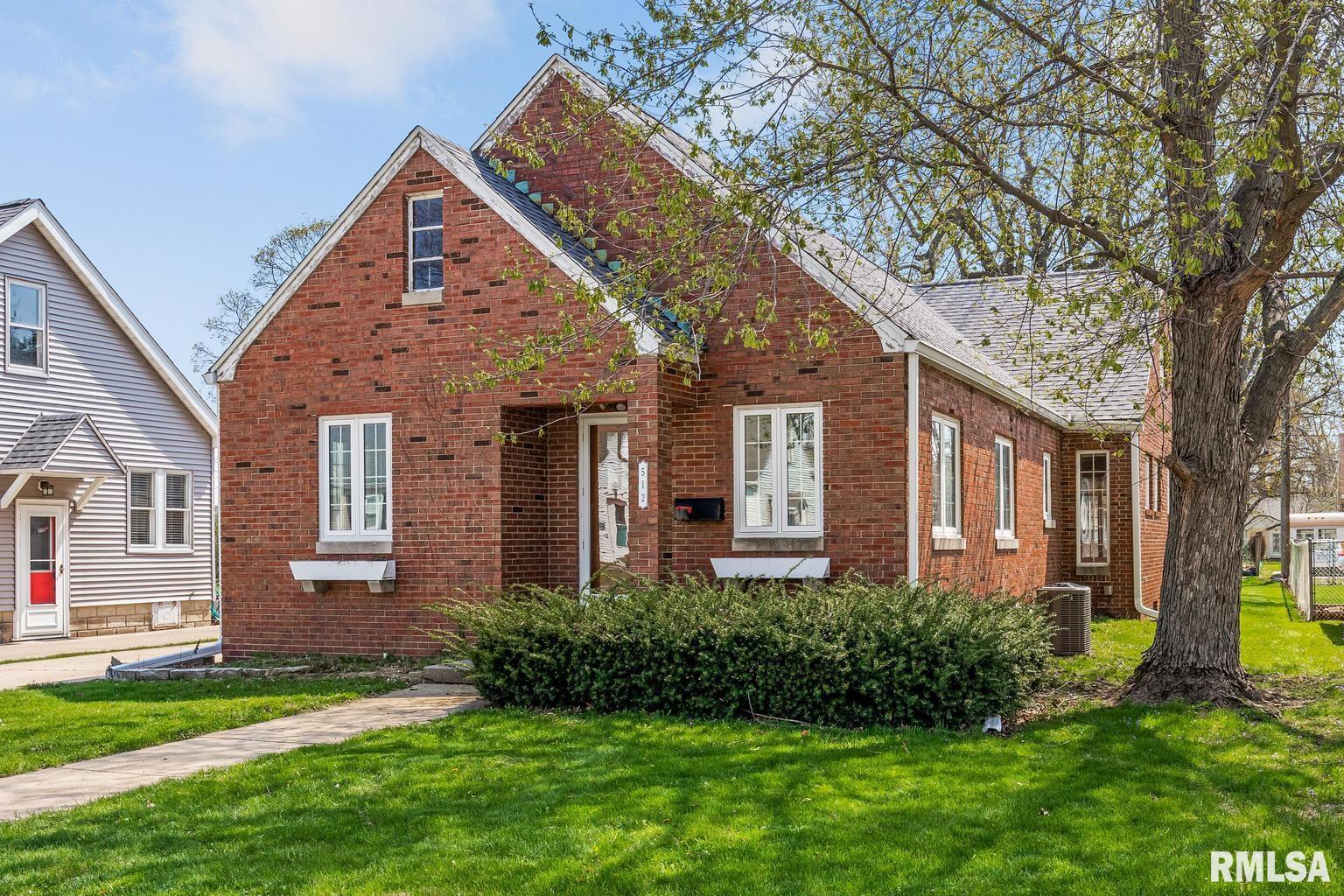 512 South Mathis Avenue Morton, IL 61550 - Photo 1 of 39 Gallery Image 1