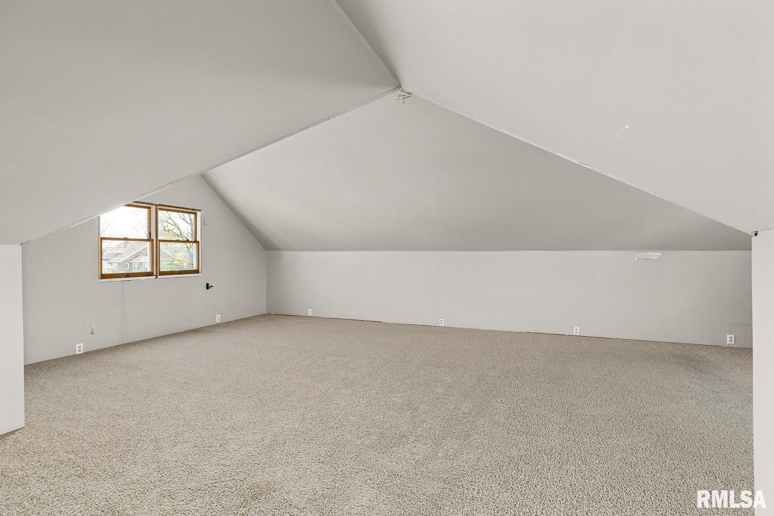 512 South Mathis Avenue Morton, IL 61550 - Photo 21 of 39 Gallery Image 21