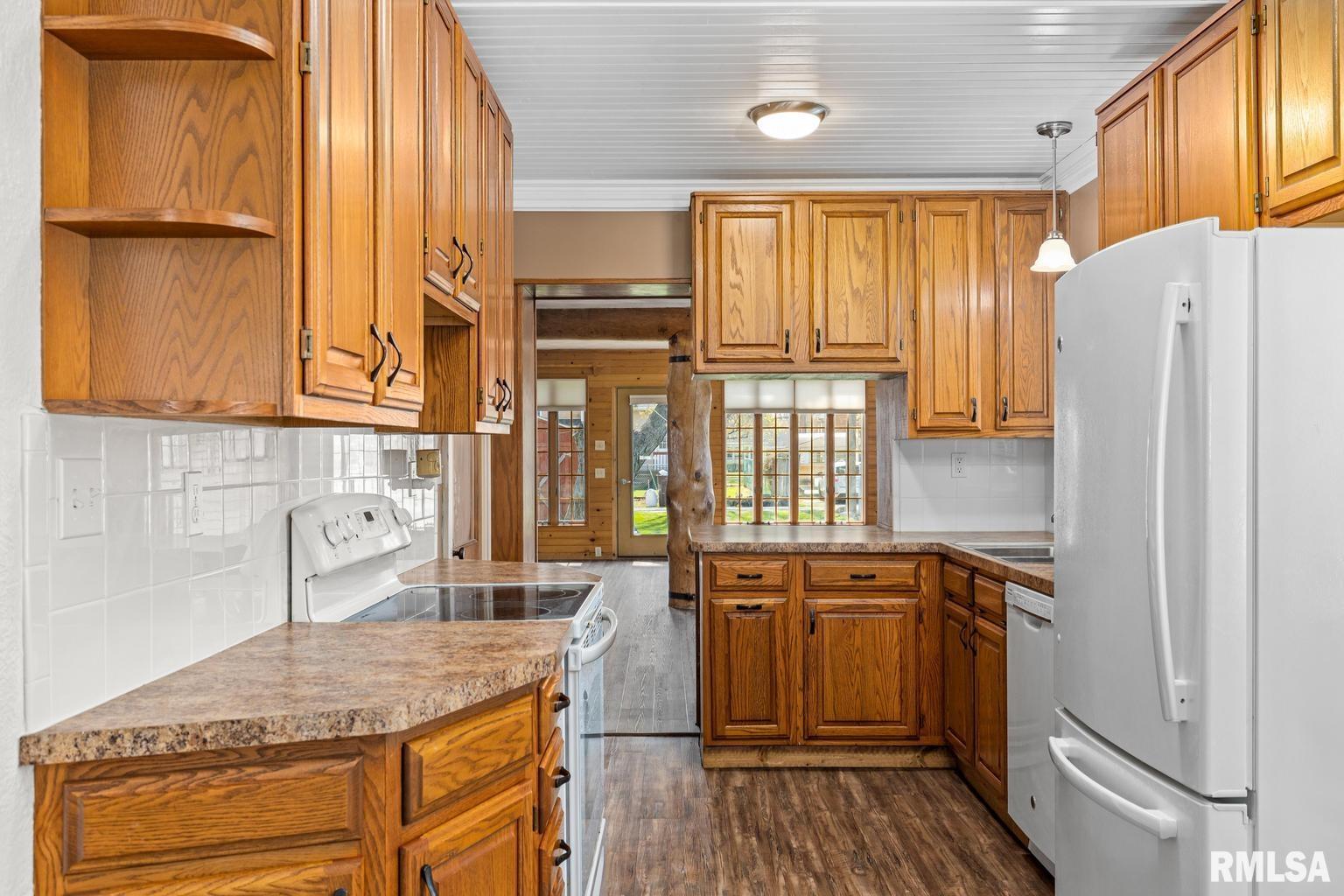 512 South Mathis Avenue Morton, IL 61550 - Photo 6 of 39 Gallery Image 6