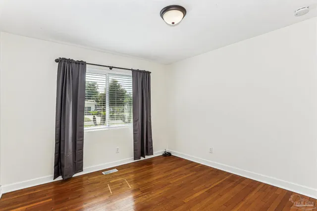 $385,000 | 320 Gamarra Road, Pensacola, FL 32503