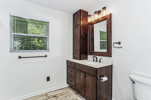 $385,000 | 320 Gamarra Road, Pensacola, FL 32503