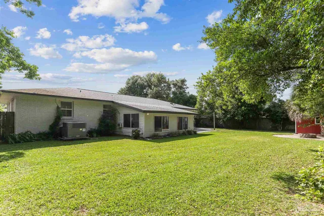 $385,000 | 320 Gamarra Road, Pensacola, FL 32503