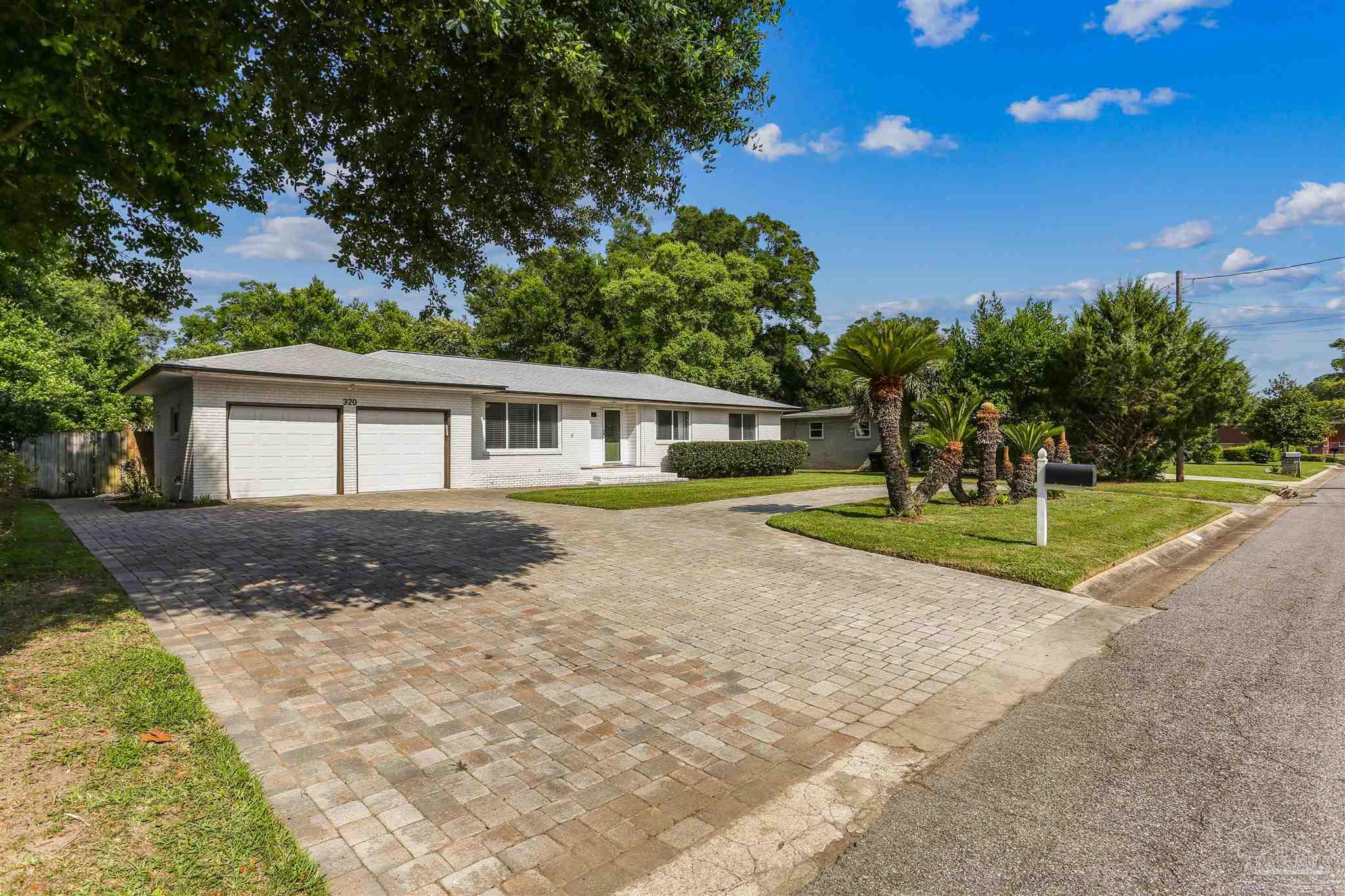 320 Gamarra Road Pensacola, FL 32503 - Photo 5 of 32