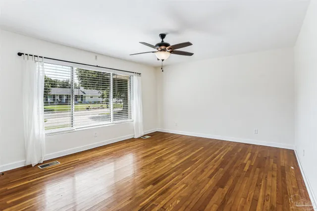 $385,000 | 320 Gamarra Road, Pensacola, FL 32503