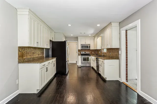 $385,000 | 320 Gamarra Road, Pensacola, FL 32503