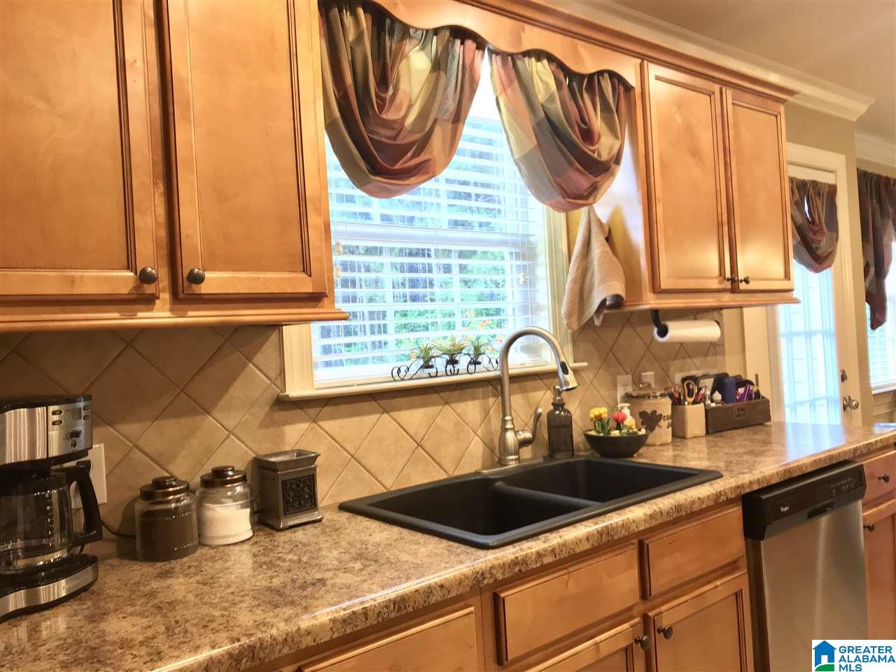 8884 Central Road Warrior, AL 35180 - Photo 17 of 46