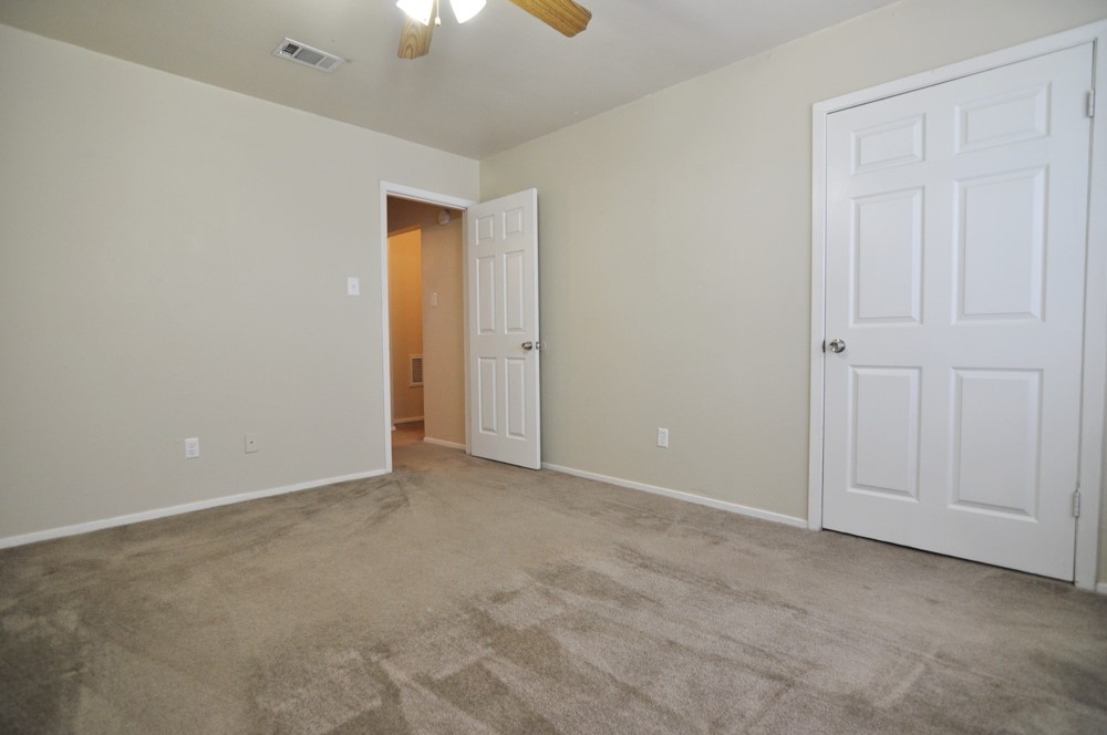 2912 Prairie Flower Circle, Unit C Bryan, TX 77802 - Photo 18 of 25