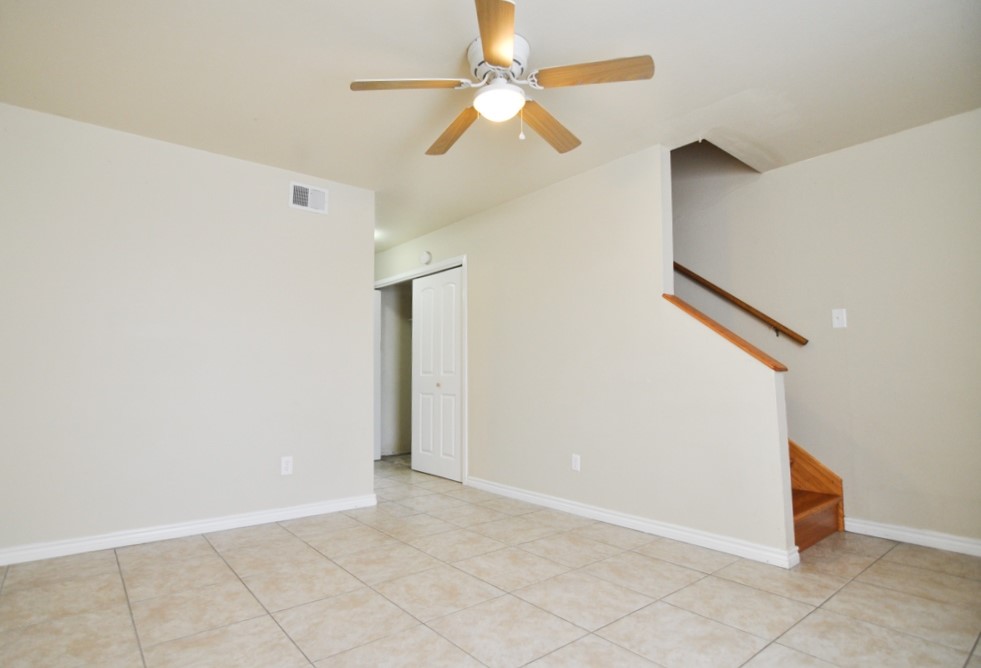 2912 Prairie Flower Circle, Unit C Bryan, TX 77802 - Photo 6 of 25