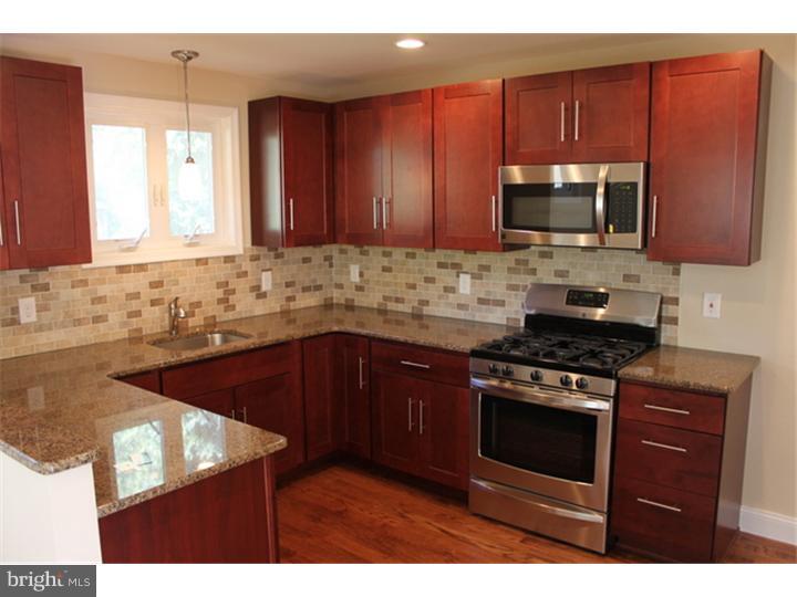 419 Penn Lane Springfield, PA 19064 - Photo 3 of 16 Kitchen