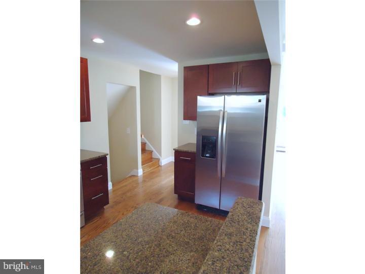 419 Penn Lane Springfield, PA 19064 - Photo 4 of 16 Kitchen