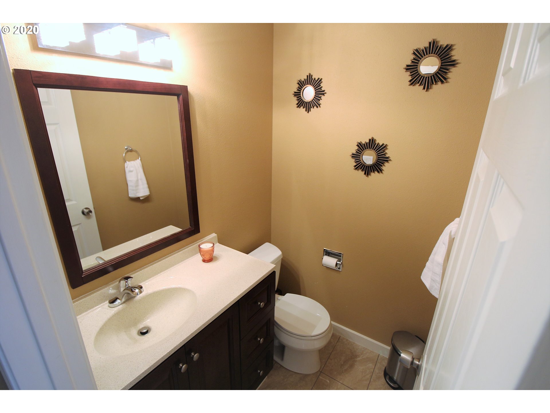 16119 Southwest El Rancho Court Beaverton, OR 97007 - Photo 14 of 26 Gallery Image 14