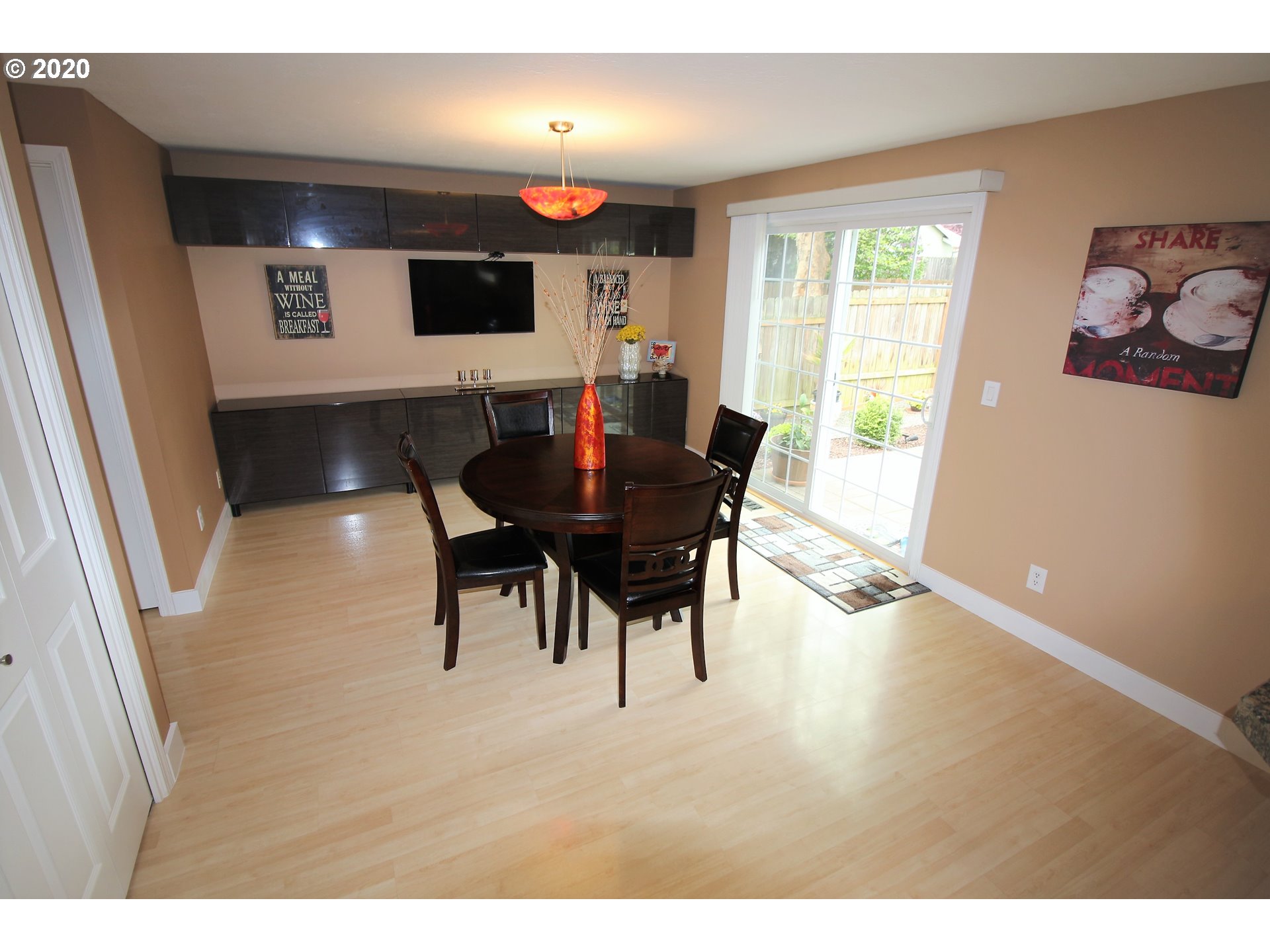 16119 Southwest El Rancho Court Beaverton, OR 97007 - Photo 15 of 26 Gallery Image 15