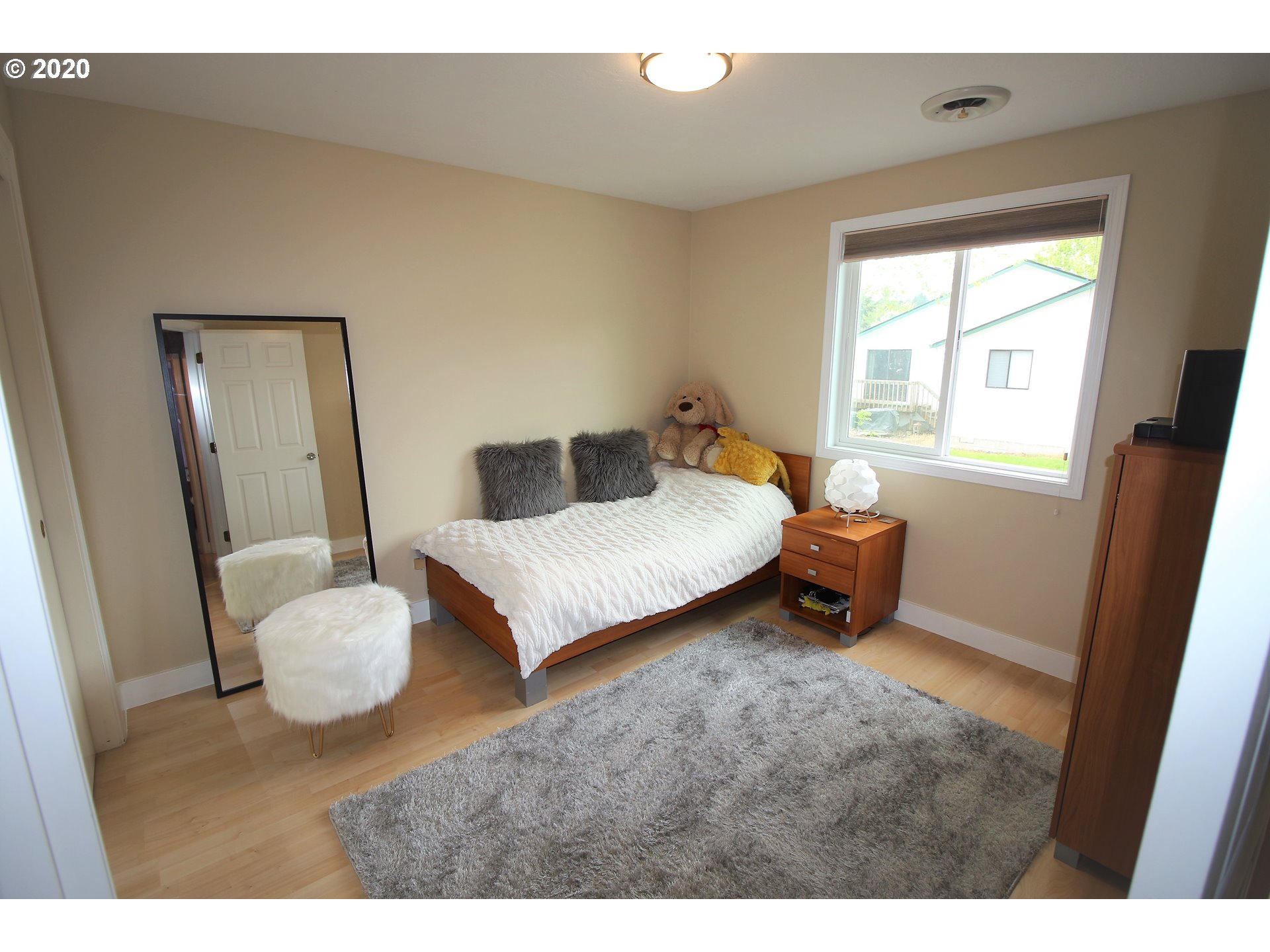 16119 Southwest El Rancho Court Beaverton, OR 97007 - Photo 20 of 26 Gallery Image 20
