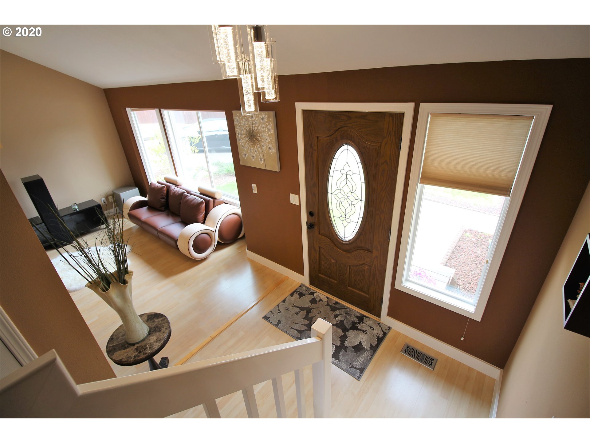 16119 Southwest El Rancho Court Beaverton, OR 97007 - Photo 4 of 26 Gallery Image 4