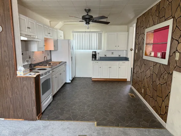 $120,000 | 727 North A Street, Elwood, IN 46036