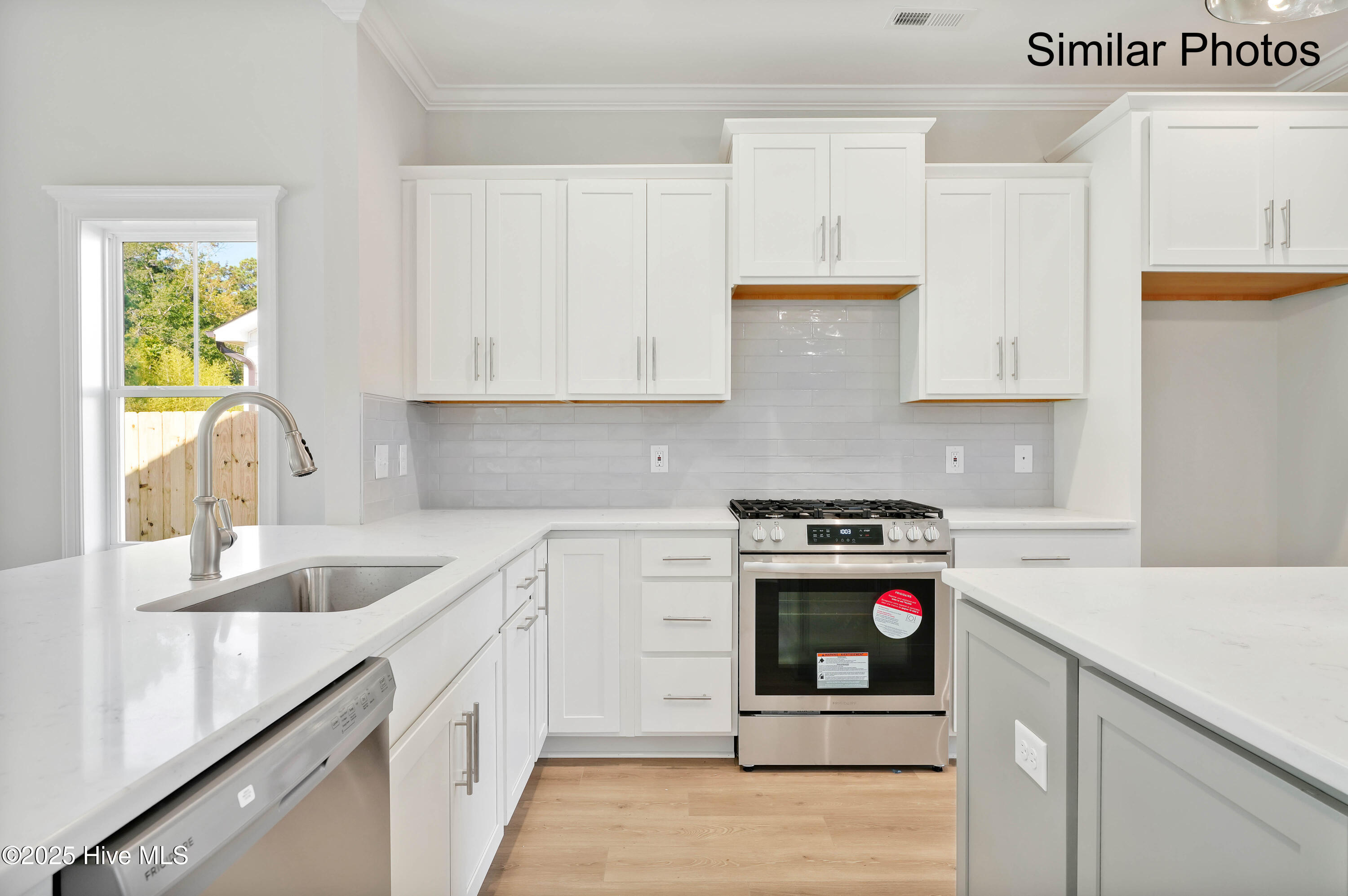 101 North Alena Court Hampstead, NC 28443 - Photo 9 of 32 314ManOWarLane-10