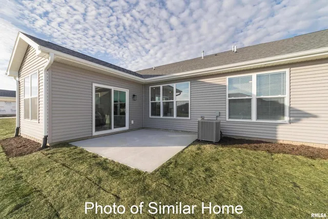 $405,664 | 319 East Donahue Street, Eldridge, IA 52748