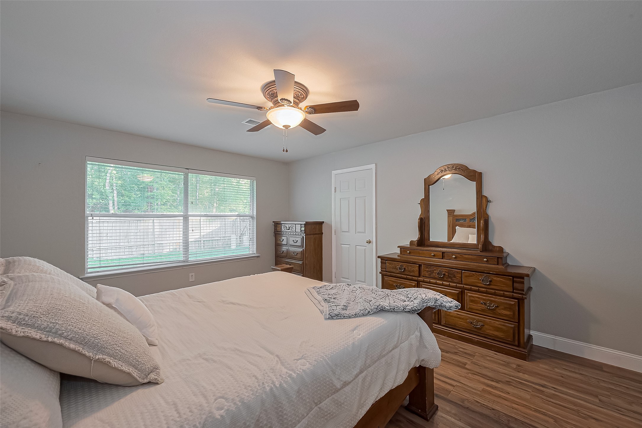 119 Genesee Ridge Drive The Woodlands, TX 77385 - Photo 21 of 32 Another view of Primary Bedroom
