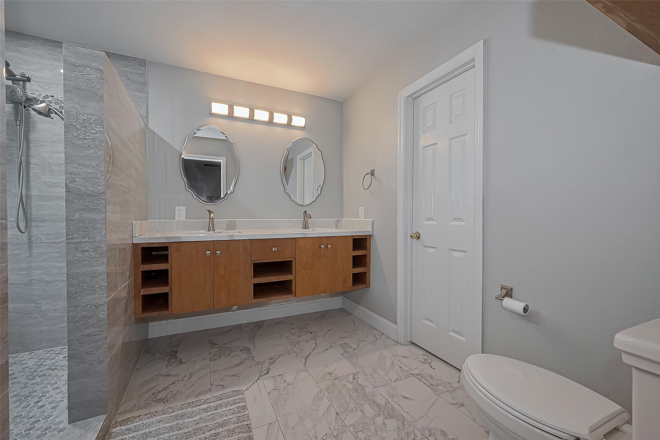 119 Genesee Ridge Drive The Woodlands, TX 77385 - Photo 23 of 32 Another view of Primary Bath