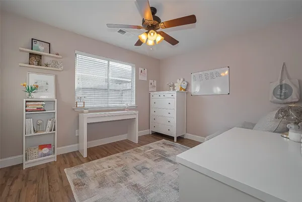 $2,500 | 119 Genesee Ridge Drive, The Woodlands, TX 77385