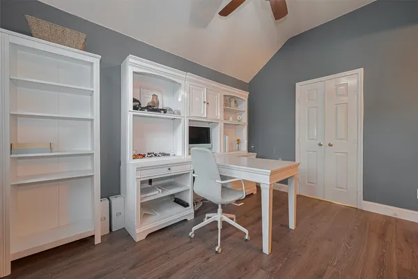 $2,500 | 119 Genesee Ridge Drive, The Woodlands, TX 77385