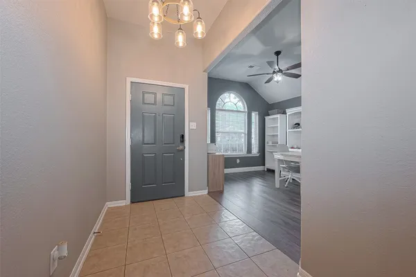 $2,500 | 119 Genesee Ridge Drive, The Woodlands, TX 77385