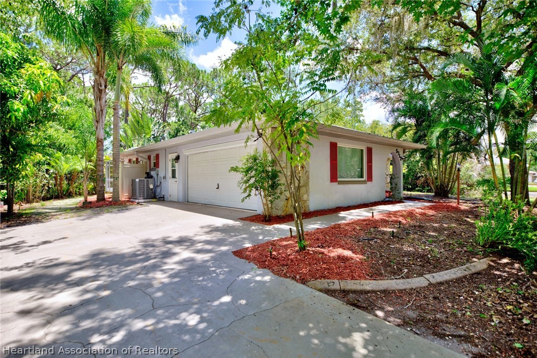 5712 Wolf Road Sebring, FL 33875 - Photo 2 of 42 Gallery Image 2