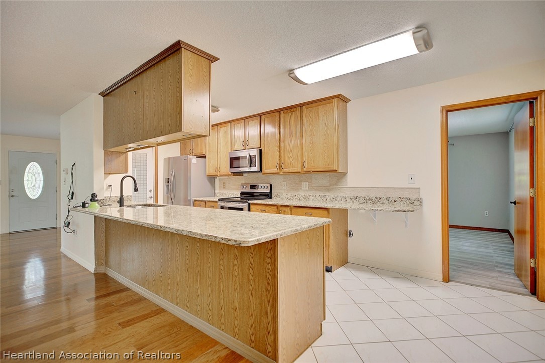 5712 Wolf Road Sebring, FL 33875 - Photo 8 of 42 Gallery Image 8