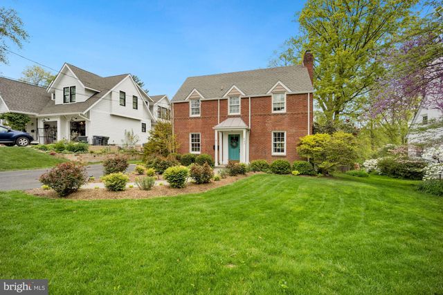$1,365,000 | 425 East Columbia Street, Falls Church, VA 22046