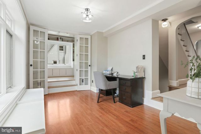 $1,365,000 | 425 East Columbia Street, Falls Church, VA 22046