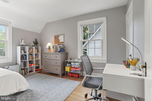 $1,365,000 | 425 East Columbia Street, Falls Church, VA 22046